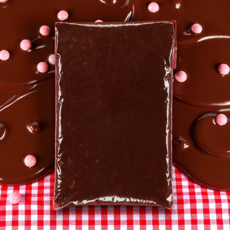 Portillo’s Famous Chocolate Cake – Two-Layer Delight (2 lbs of Frosting, 8–12 Slices) Frozen
