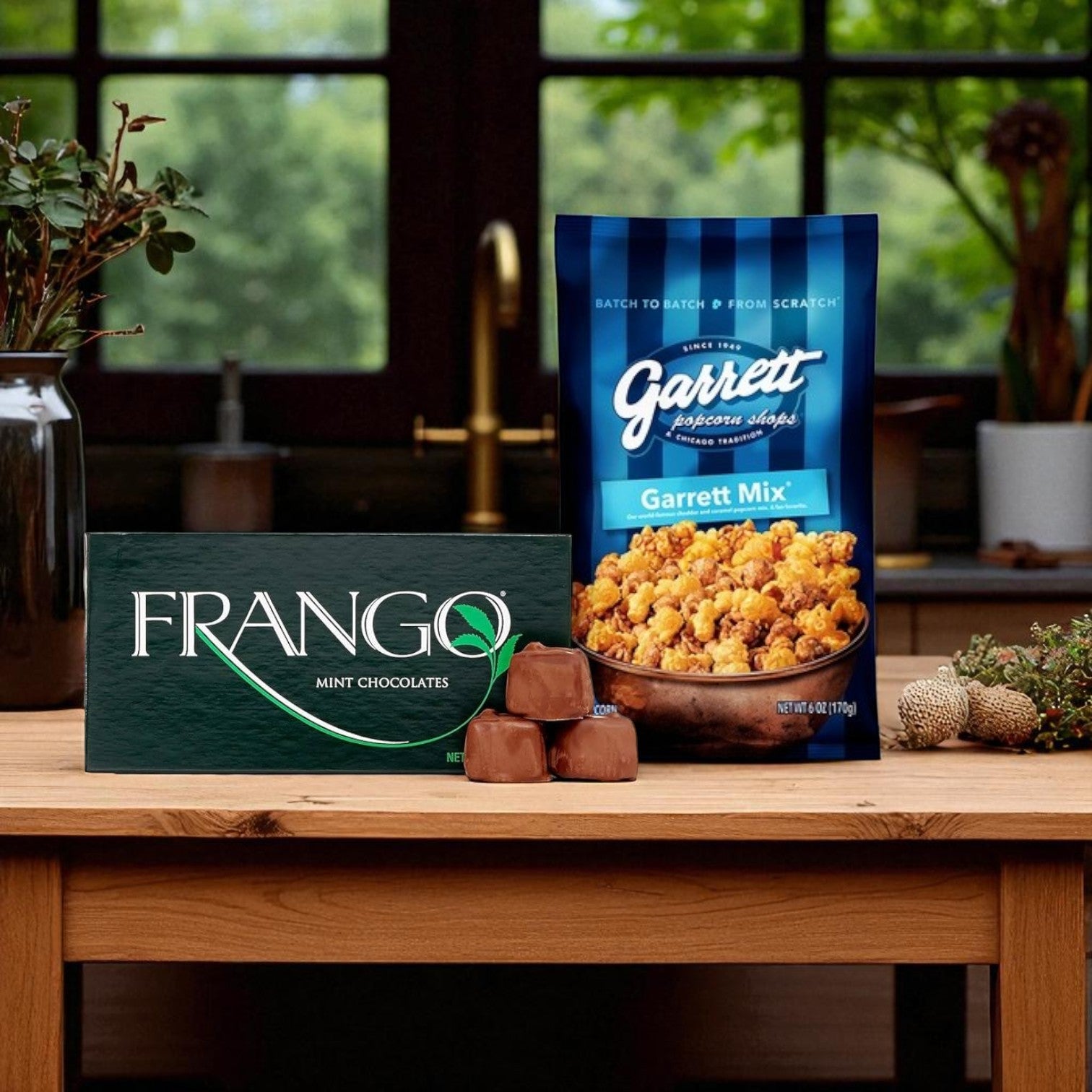 Chicago Favorites Bundle – Garrett Popcorn, Frango Mint Chocolates & Home Run Inn Pizzas